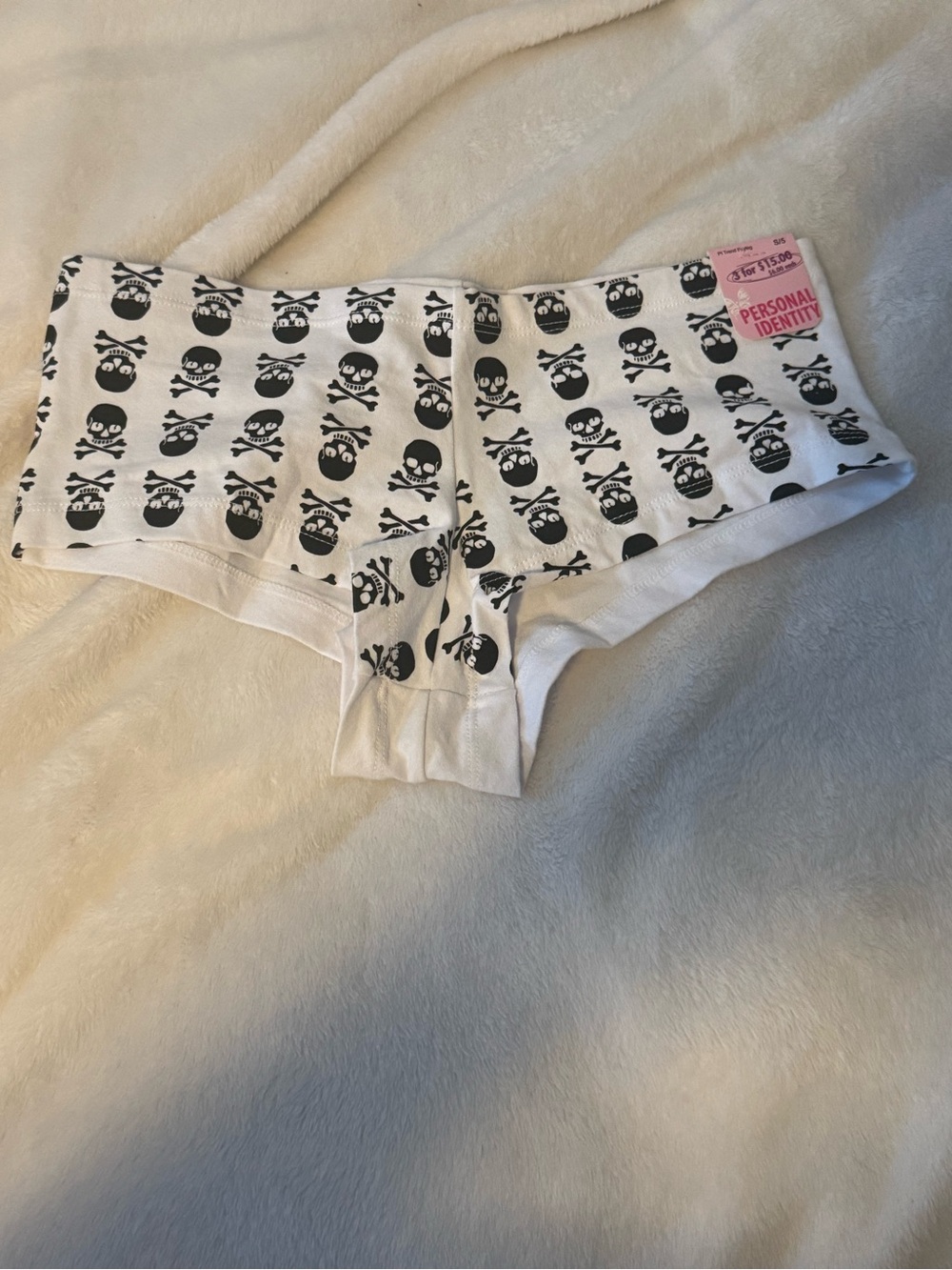 White & Black Skull Print Women's boy shorts underage